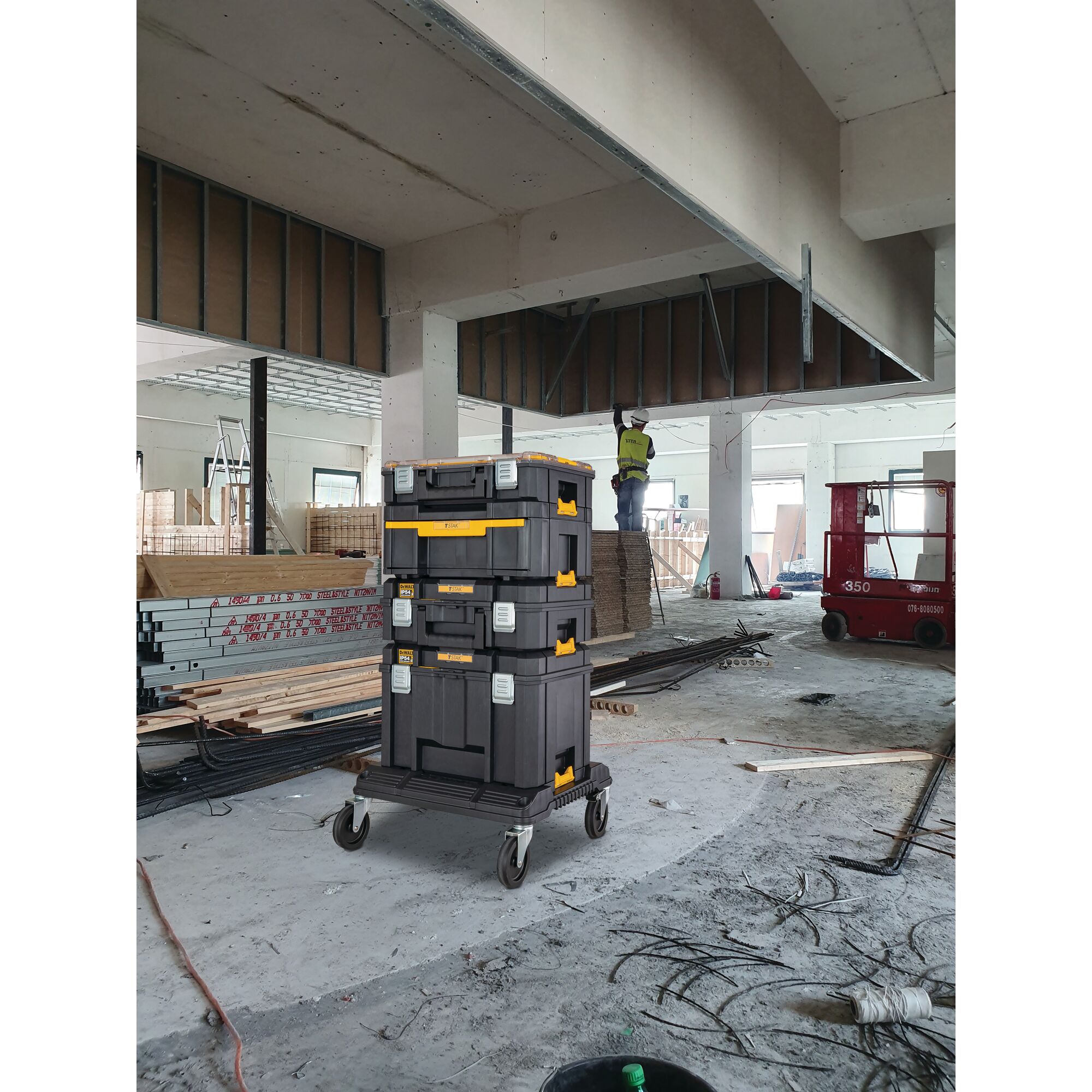 TSTAK ラージボックス Lサイズ 工具箱 収納ケース ツールボックス 大容量 積み重ね収納 脱着トレー IP54 坊塵 防水 設計 DWST83346-1